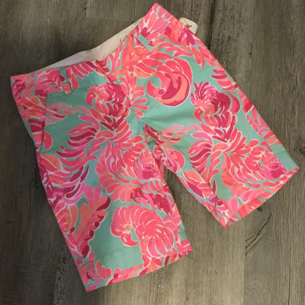 Lilly Pulitzer the chipper shorts NWT 00 love bird